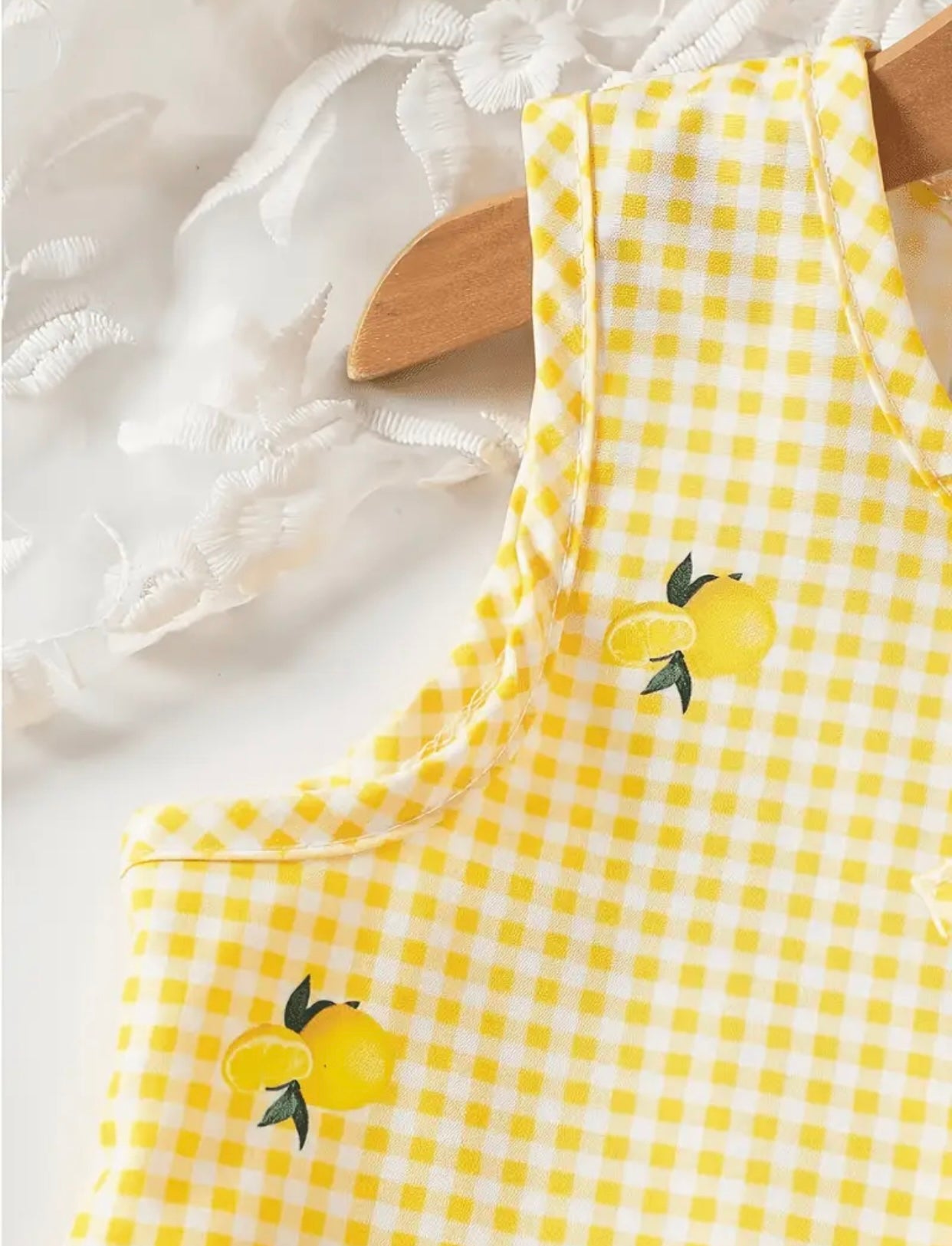 Lucky Lemons Girl's short set