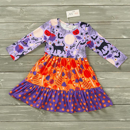 This No Tricks-Just Treats Long Sleeve Dress is sure to make your Halloween look 🔥! It features an adorable multi fabric combo dotted with cute Halloween patterns that will make trick-or-treaters treat you as their favorite 👻. Stand out this October with this to-die-for dress! This is a pre-order item due to ship early October.