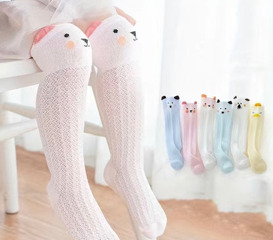 These adorable Girl's Over the Knee animal Socks will put a smile on your little girl's face! Made from thin cotton mesh fabric, featuring cute animal patterns and multiple colors to choose from, she can mix and match them for an extra adorable look! Newborn-12 months size