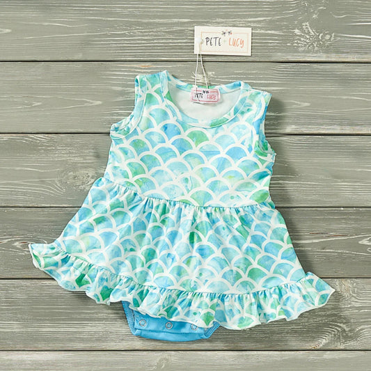 Let her make a splash in this Marvelous Mermaid girl's romper! The jewel neckline and bubble body suit will make her sparkle like a seashell, and the skirt accent will have fellow mermaid lovers floored. Plus, changing is a breeze — snaps up in a (snap) second!