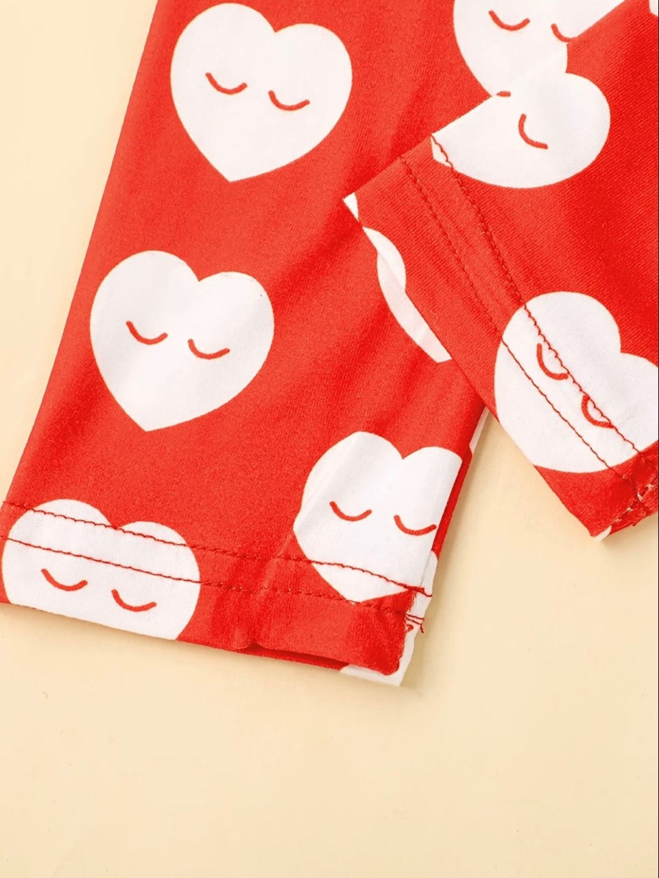 Blinking Hearts 2-piece Pant Set